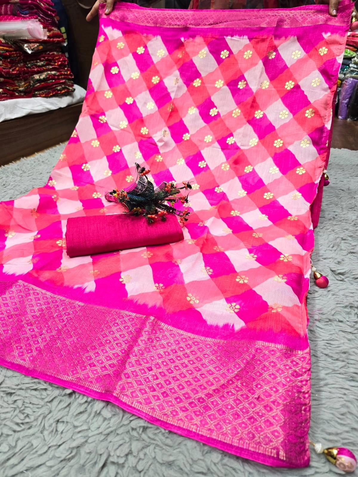 Cotton Silk Lhariya Saree: Elegant, Foil Print, Best Fabric Guarantee-Pink-2