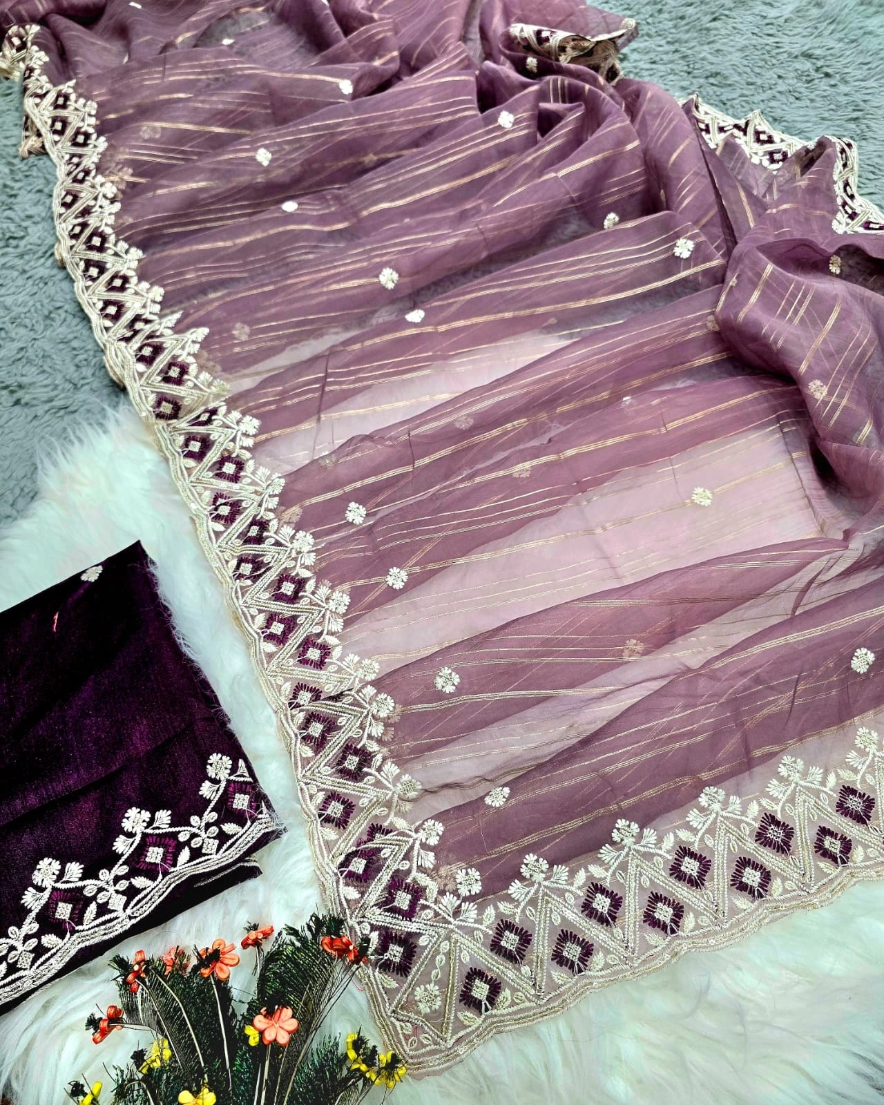 Chinon Fabric Saree: Stunning Lehriya Print with Sequence &amp; Cut Work-Lavender-2