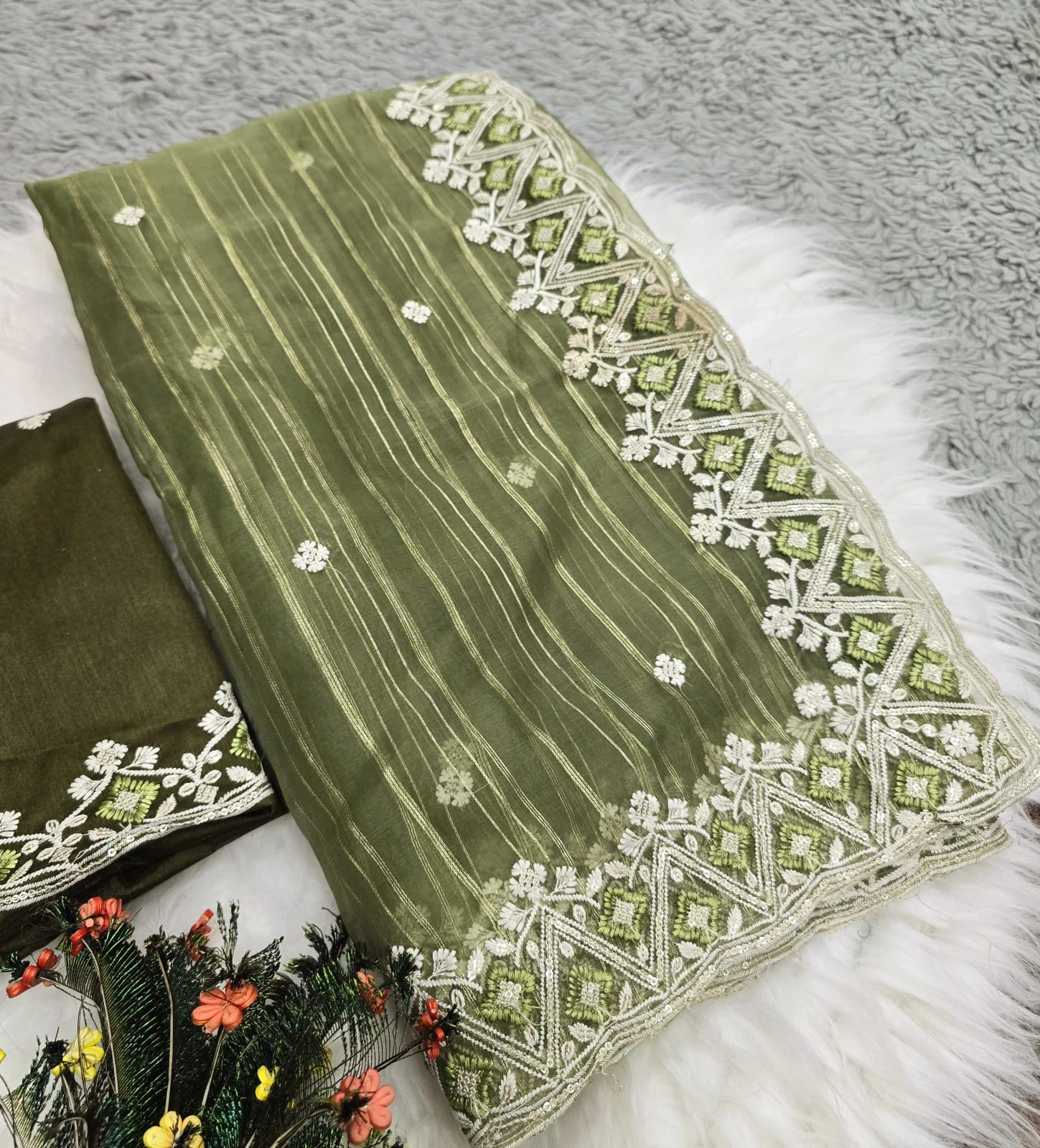 Chinon Fabric Saree: Stunning Lehriya Print with Sequence &amp; Cut Work-Green-1