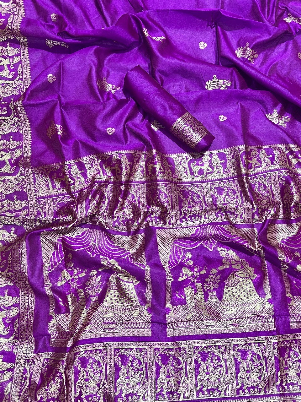 Banarasi Soft Silk Saree: Exquisite Fabric with Jacquard Border-Purple-1