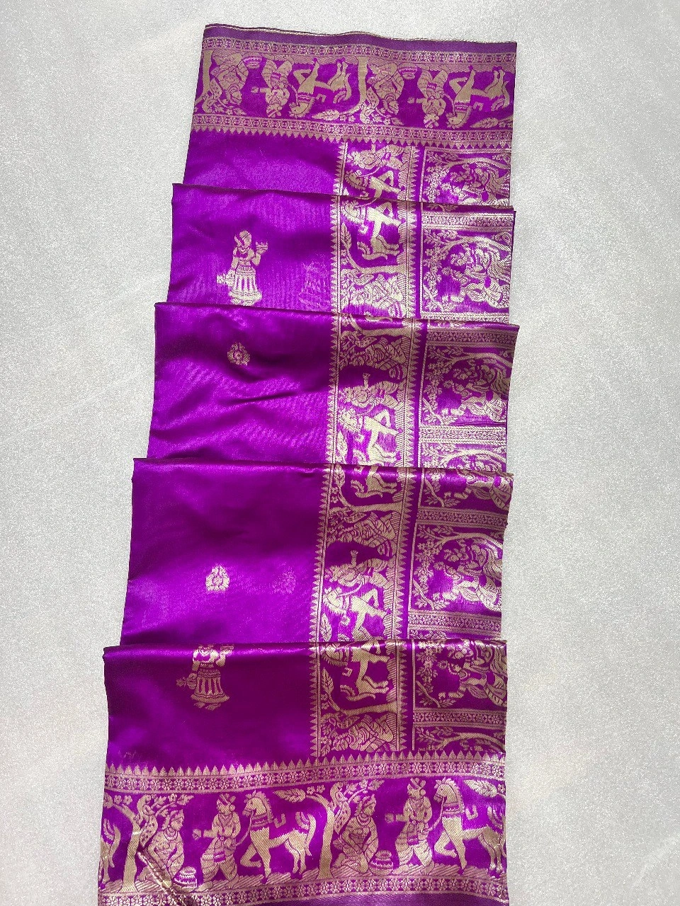 Banarasi Soft Silk Saree: Exquisite Fabric with Jacquard Border-Purple-3