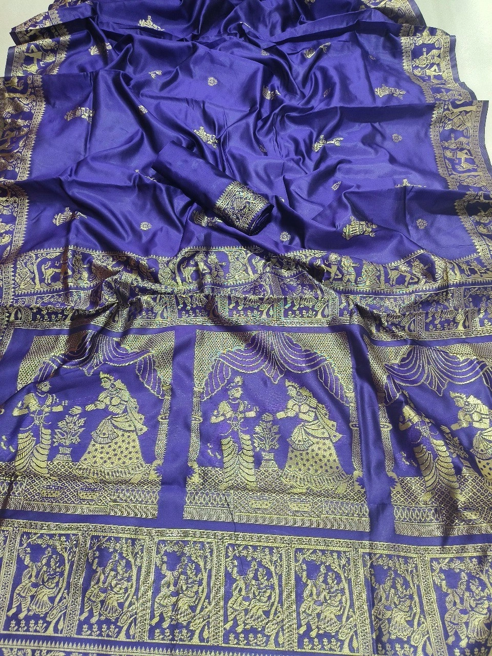 Banarasi Soft Silk Saree: Exquisite Fabric with Jacquard Border-Blue-1