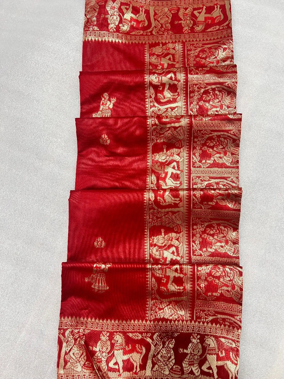 Banarasi Soft Silk Saree: Exquisite Fabric with Jacquard Border-Red-1