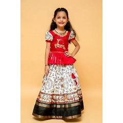 Sparkling Hand-Embroidered Blouse & Lightweight Printed Lahenga Set