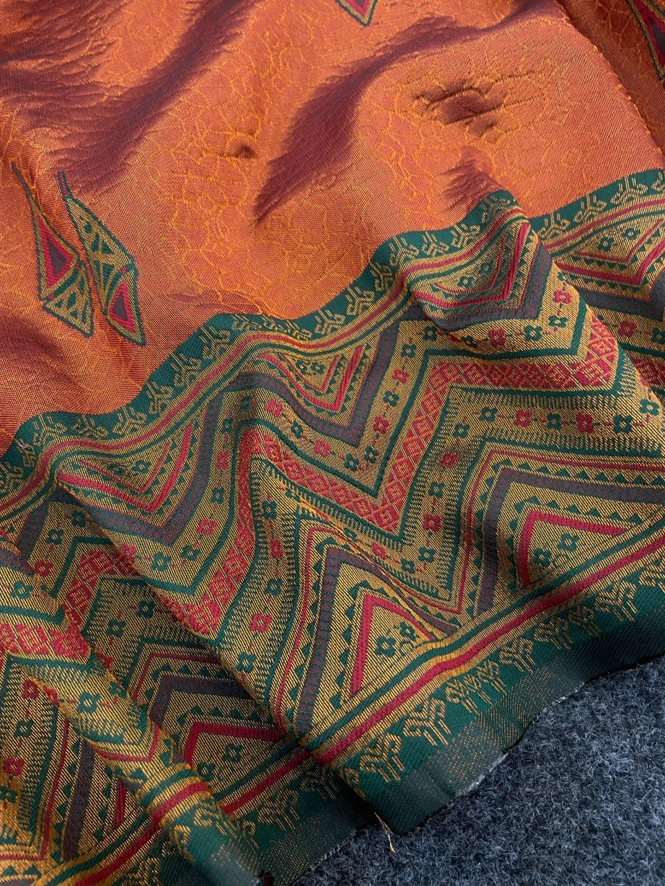 Banarasi Soft Silk Saree: Elegant Jacquard Work with Pure Zari-Peach-1