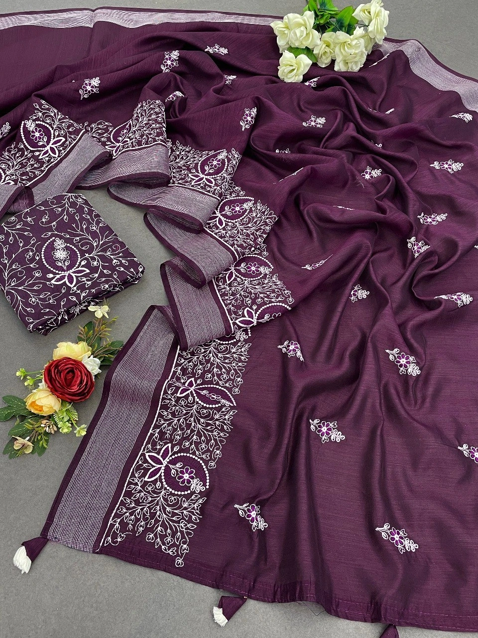 Embroidered Cotton Saree with Stunning Havli Work-RDD-06-Wine