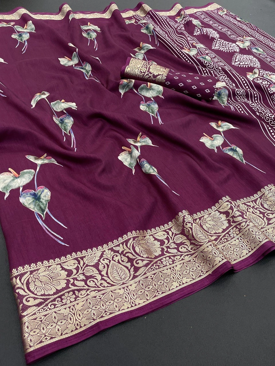 Floral Soft Silk Saree with Viscose Border and Blouse-GRO-1958-B-Wine