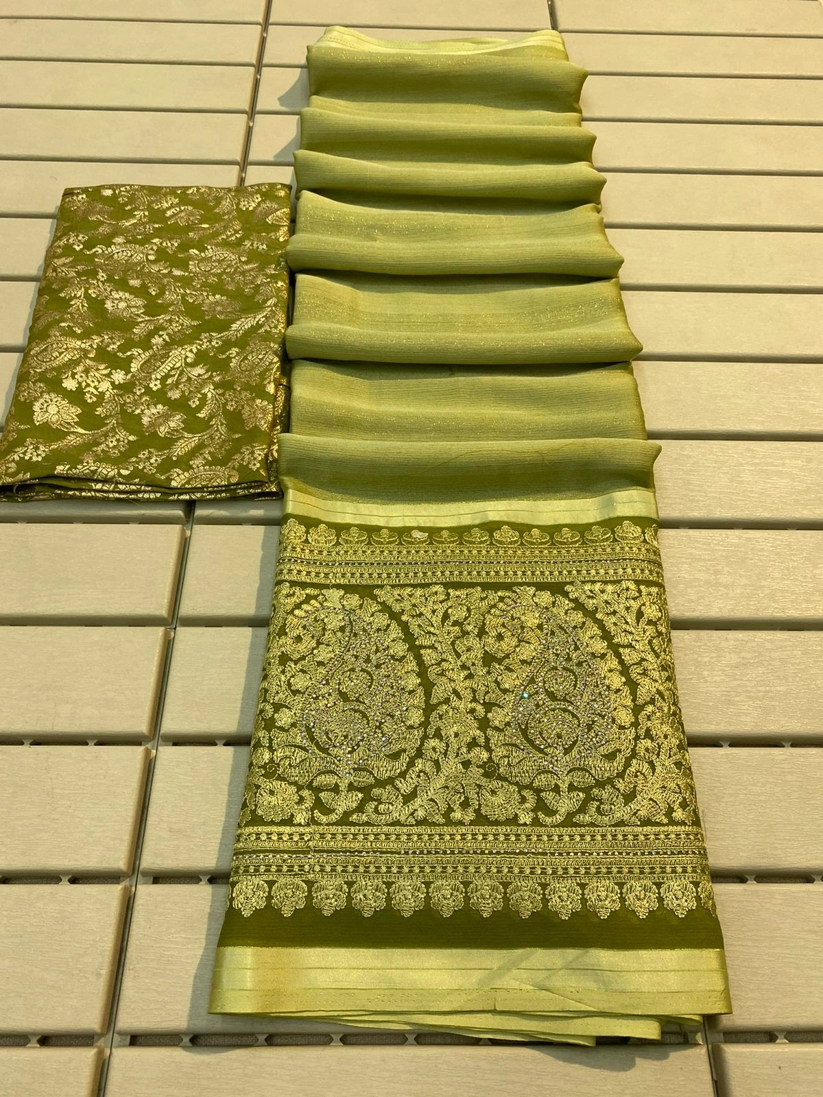 Soft Blooming Georgette Crush Silk Saree: Exquisite Lucknowi Embroidery, Sivozki Work, Panel Design, Fancy Tassels-Green-1