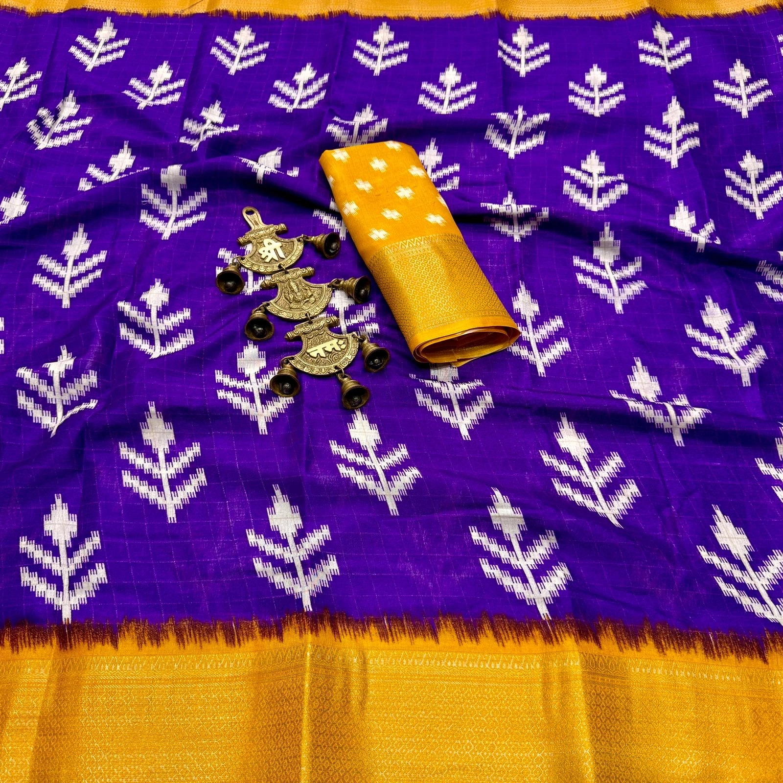 Floral Elegance: Dola Saree with Gold Borders and Blouse-Blue-1