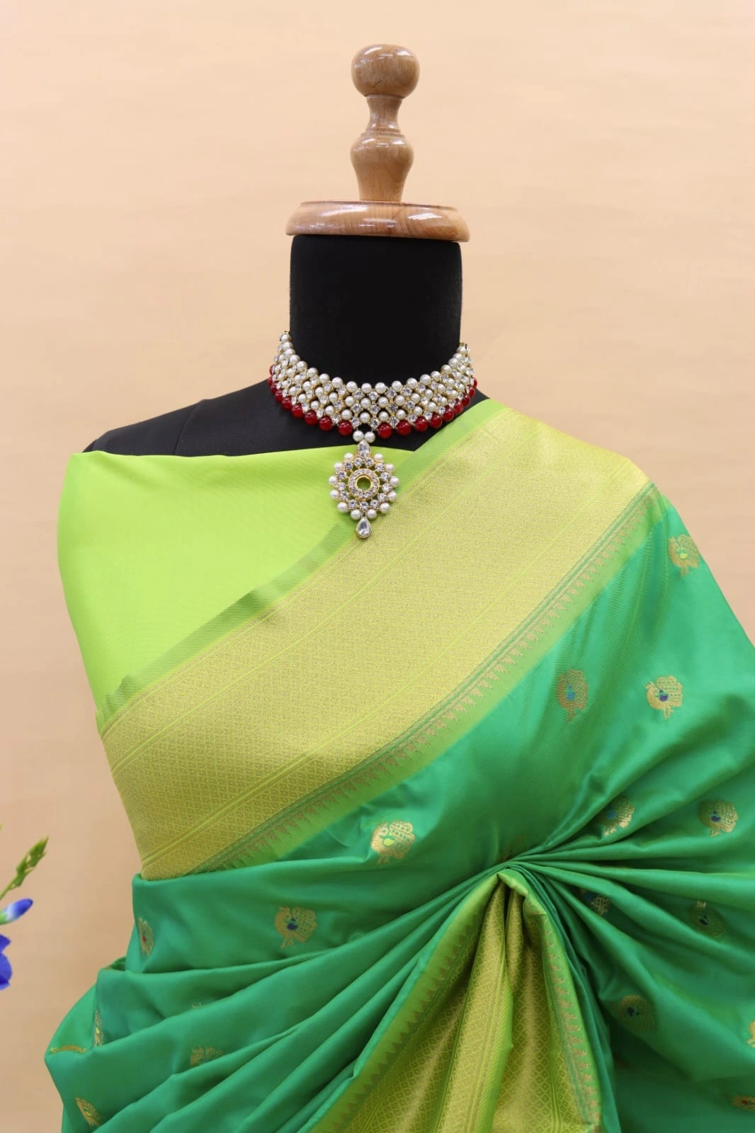 Paithani Silk Saree: Luxurious Pure Silk with Gold Jari Embellishments-Green-1