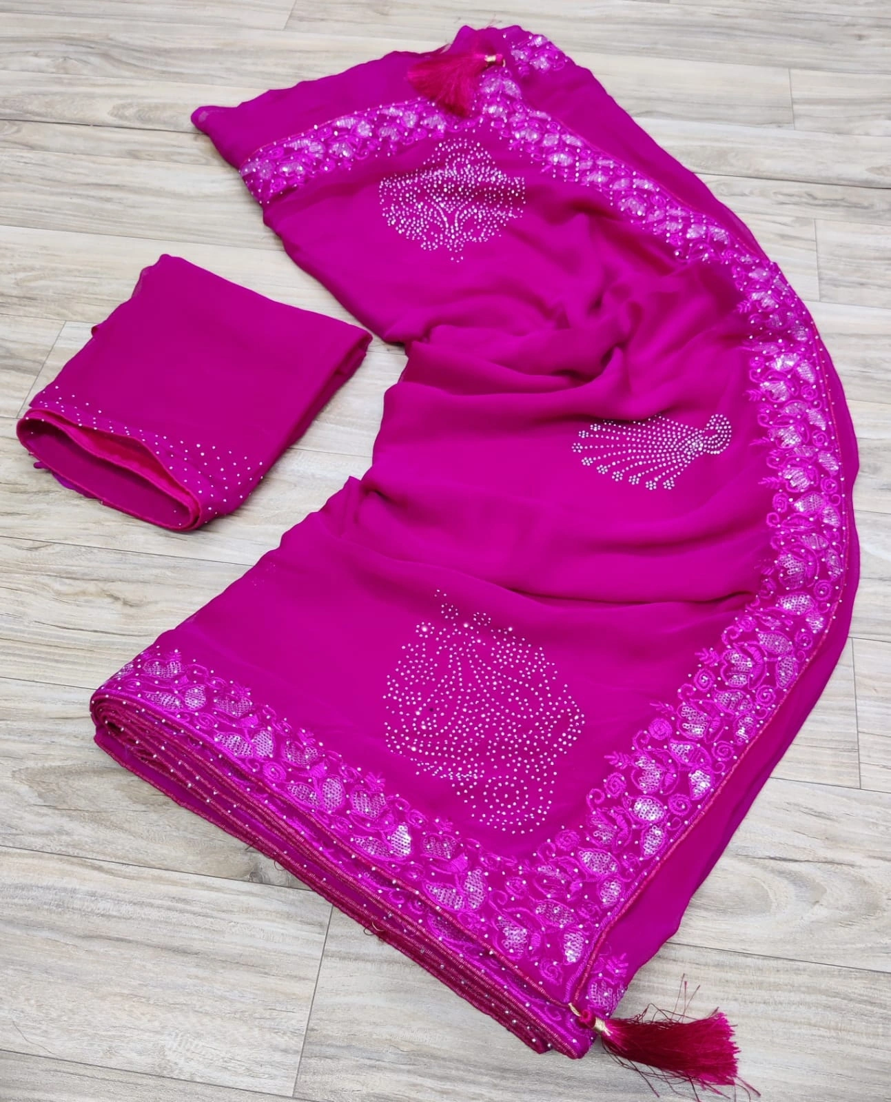 Pure Najbin Chiffon Saree: Stunning Amrodri &amp; Siroski Border with Butta Work-NSD-28-Pink