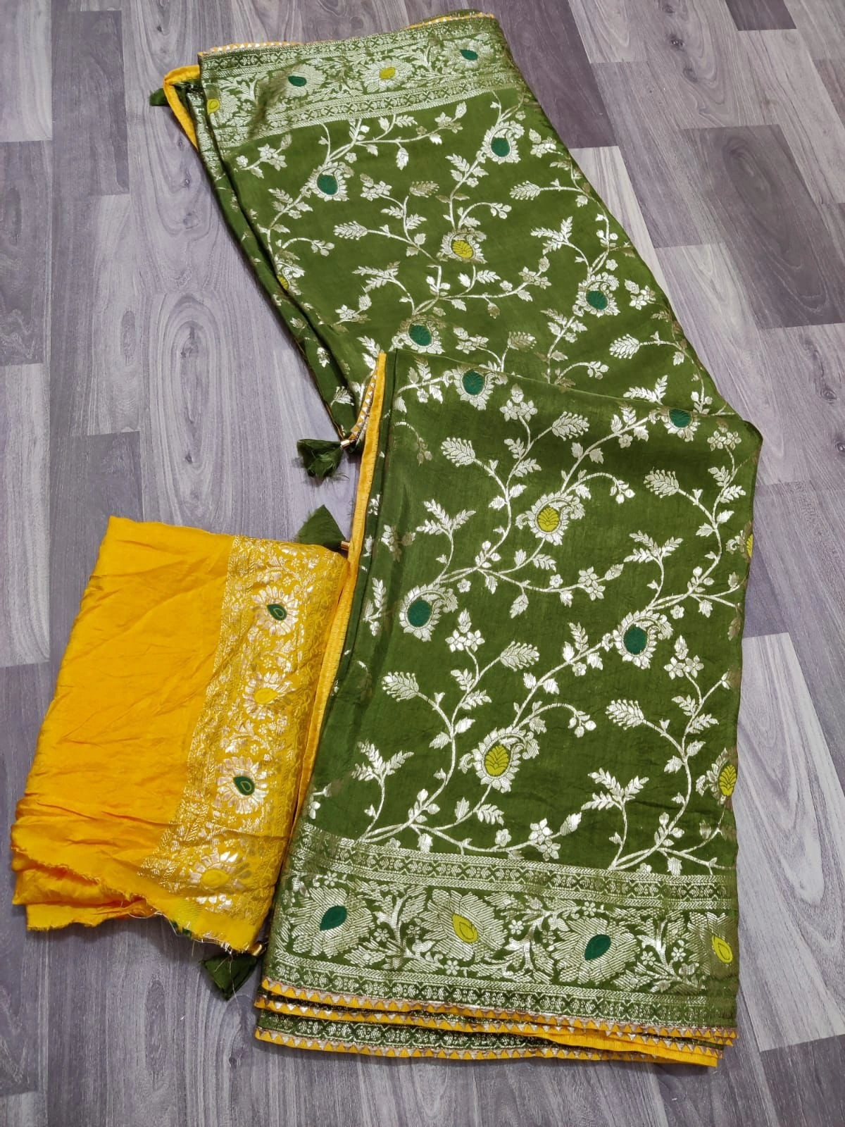 Stunning Jaipur Hand-Dyed Silk Saree with Contrasting Blouse-NSD-29-Green