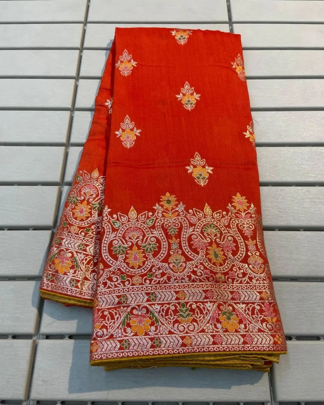 Exquisite Russian Silk Saree with Intricate Zari and Meenakari Weaving-ANT-30-Rani