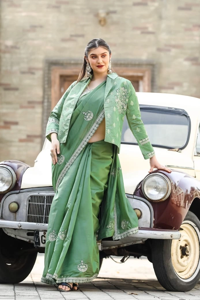 Beautifully Embellished Organza Saree with Sequin Border &amp; Free-Style Jacket-RJK-31-Green