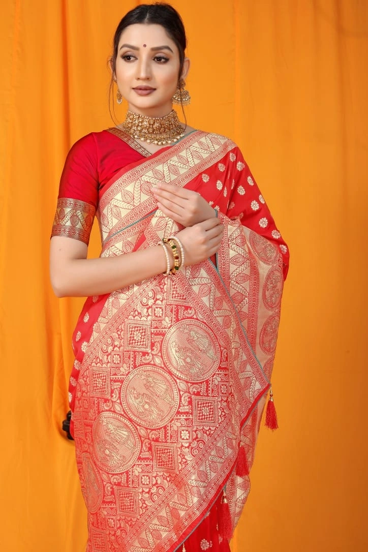 Kanchipuram Pure Silk Saree: Gorgeous Siroski Work, Gold Jari Border-Red-1