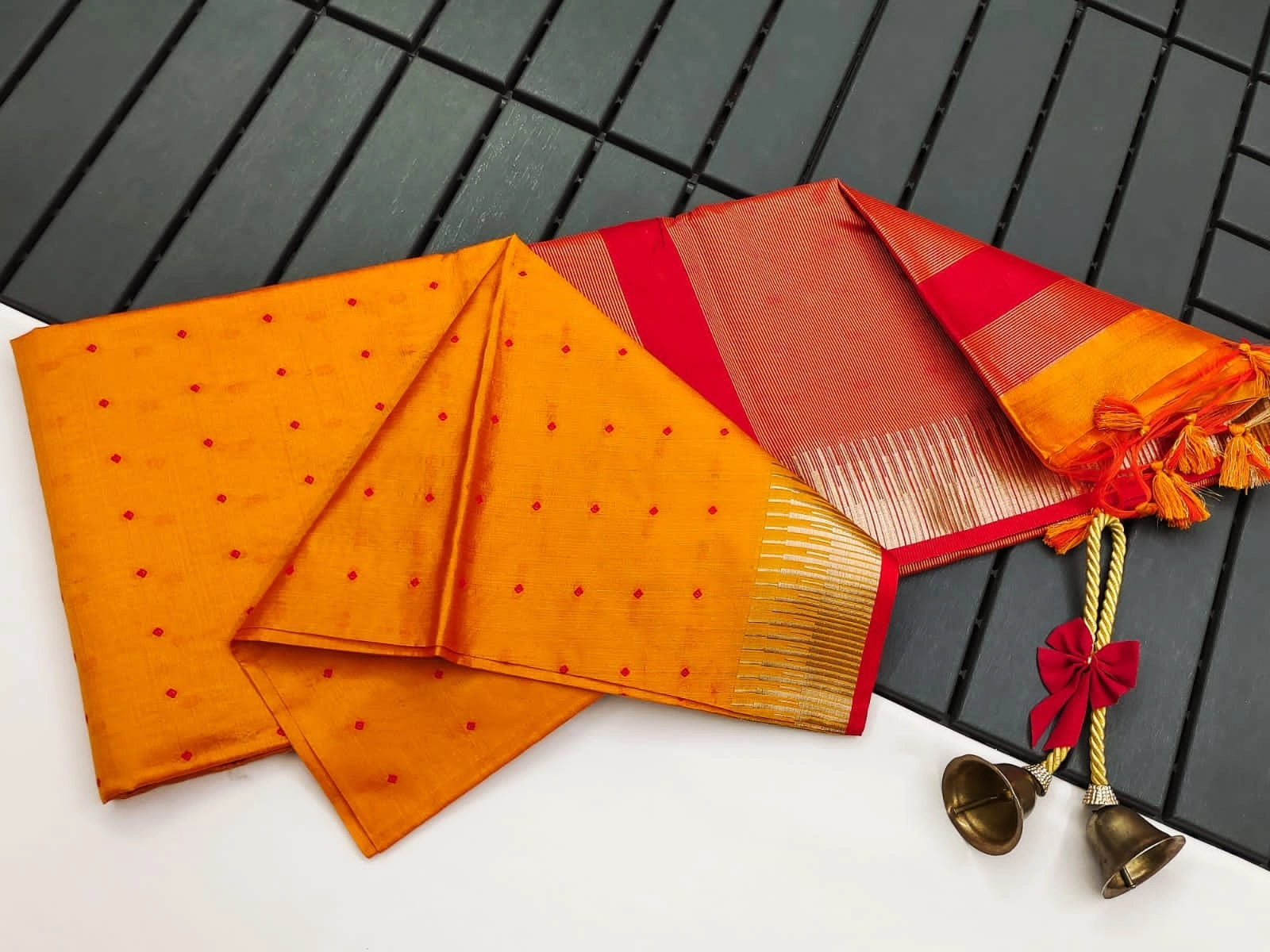 Semi Tussar Silk Saree: Stunning Bandhani Style with Traditional Temple Border-Orange-1