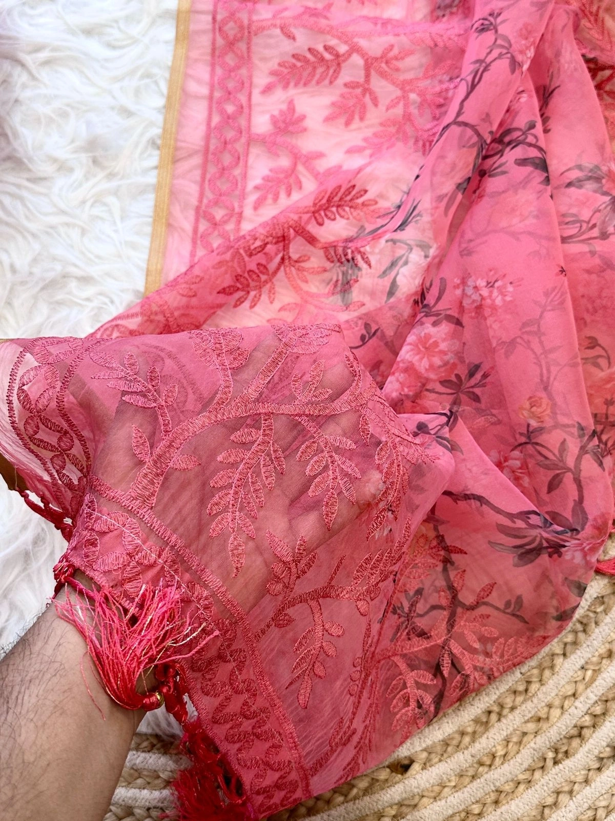 Soft Silk Saree: Floral Print, Embroidered, Viscose Thread Work, Jhaler Detail-Pink-2