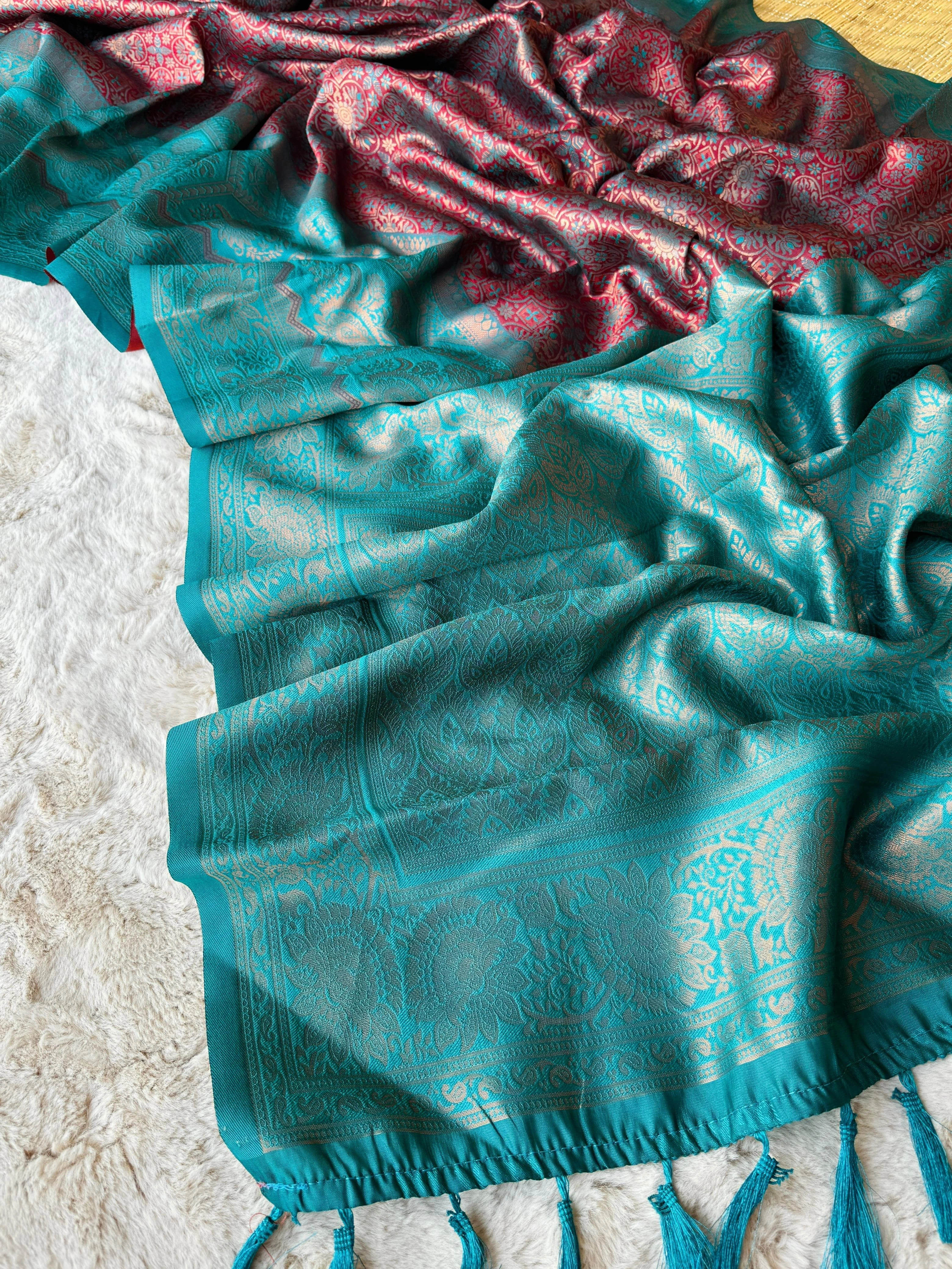 Soft Kanjivaram Silk Saree: Rich Patola Weaving, Delicate Zari, Designer Blouse-Sky Blue-3