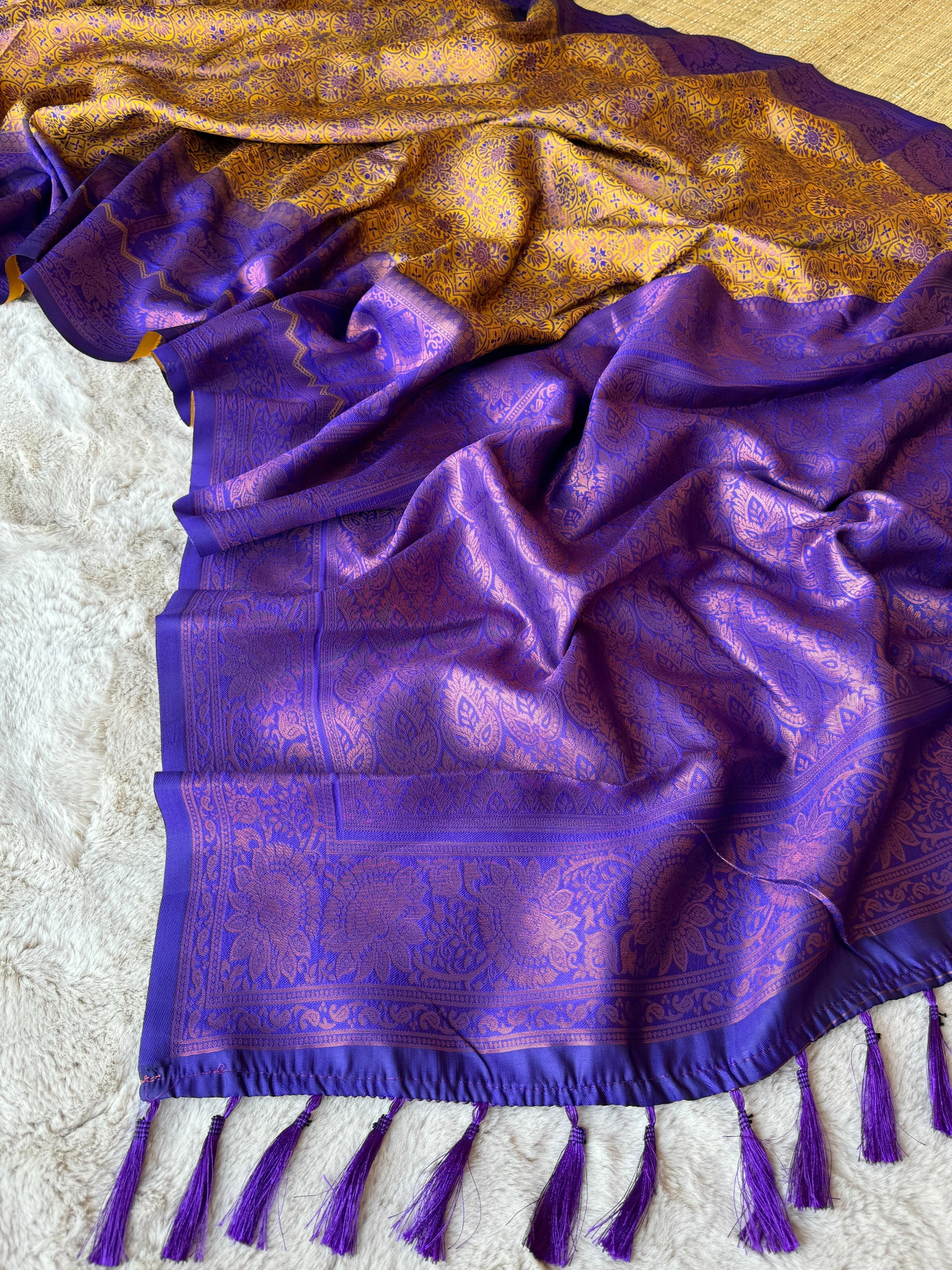 Soft Kanjivaram Silk Saree: Rich Patola Weaving, Delicate Zari, Designer Blouse-RVV-02-Blue