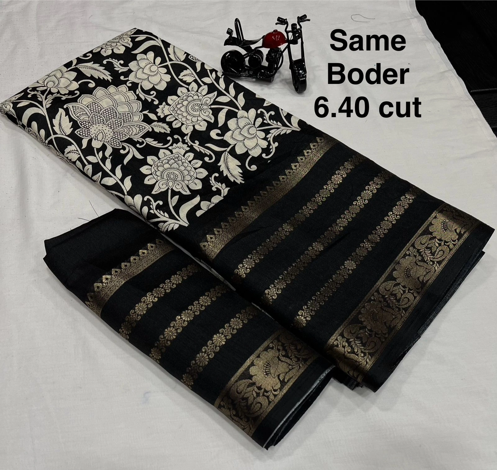 Floral Border Silk Saree with Zari Pallu &amp; Blouse-Black-3