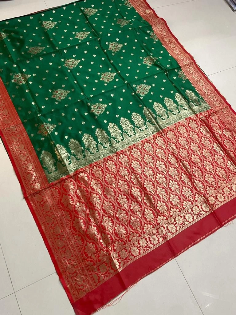 Luxurious Lichi Silk Saree with Rich Jacquard Work-Green-3