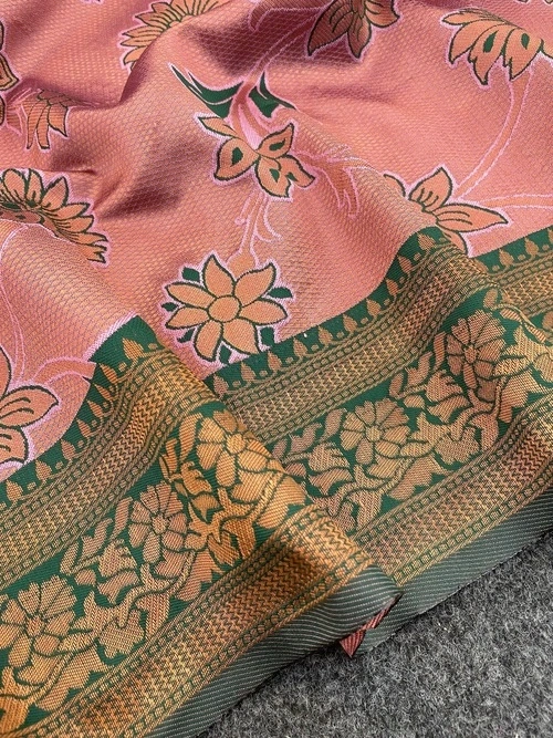 Exquisite Banarasi Silk Saree with Stunning Zari and Jacquard Details-Pink-1