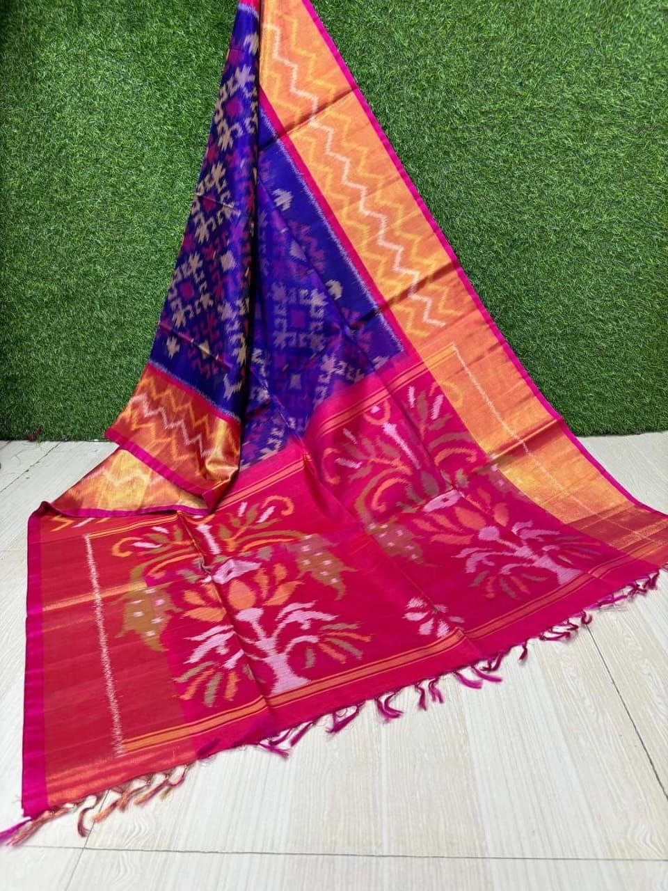 Exclusive Double Weaving Silk Sarees with Stylish Twill Ikat Design-RRI-07-Blue