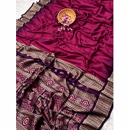 Exclusive Tussur Silk Saree: Temple Border, Contrast Pallu & Tassels