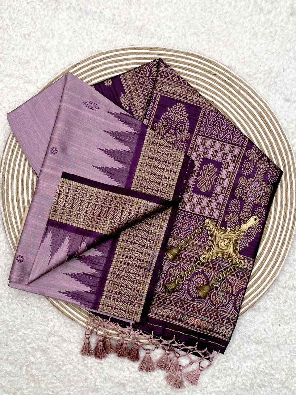 Exclusive Tussur Silk Saree: Temple Border, Contrast Pallu &amp; Tassels-Purple-1