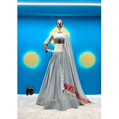 Fiona Lehenga: Elegant Lace Work, 4m Flair, Volume-Boosting Canvas Patta