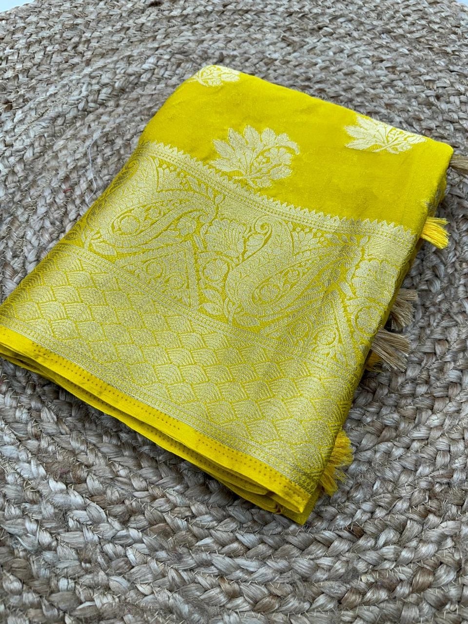 Chinnon Saree: Exquisite Jacquard Zari Butta, Stunning Border, Rich Pallu-Yellow-1