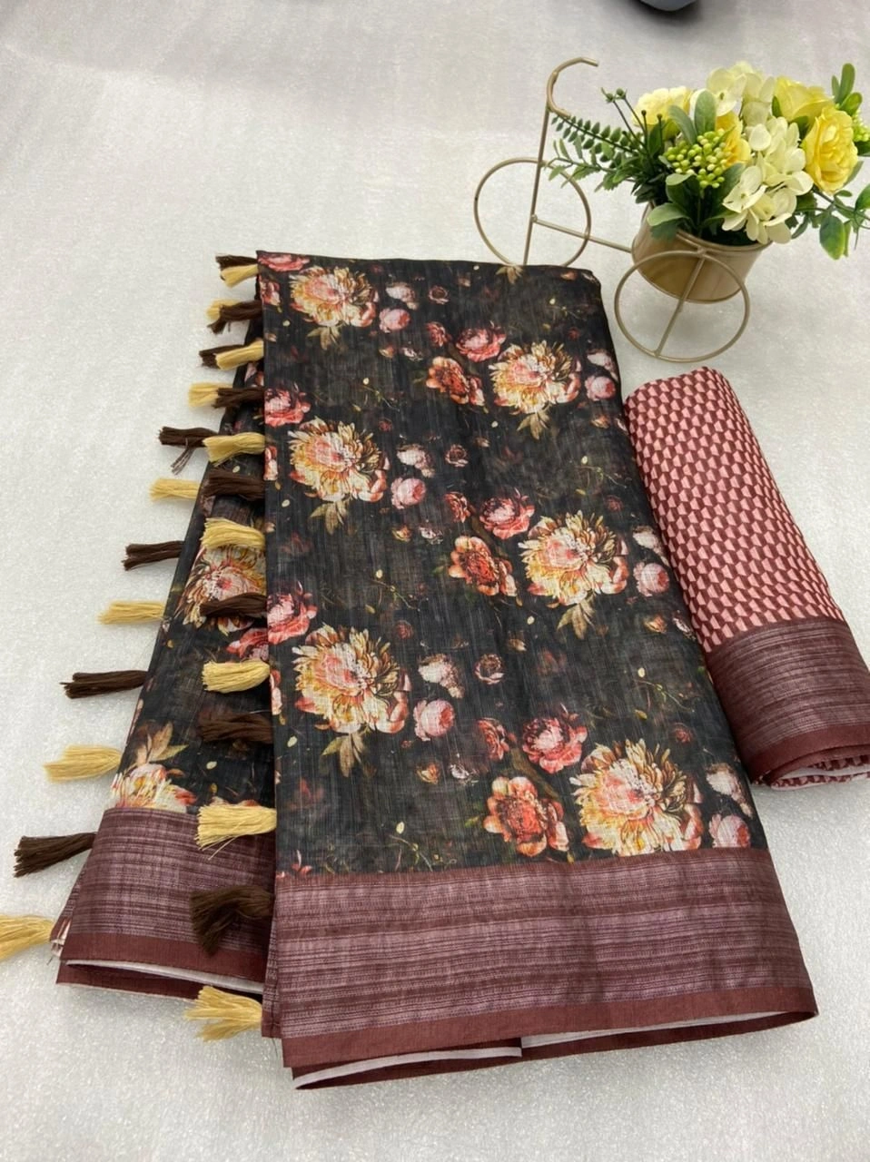 Digital Printed Heavy Linen Cotton Saree with Contrast Blouse-ERA-08-Black