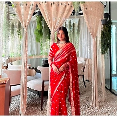 Stunning Viscose Georgette Saree with Striking Contrast Blouse!