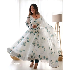 Solid Fox Georgette Maxi Dress: Floral Print, Casual Elegance. Limited Stock!
