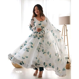 Solid Fox Georgette Maxi Dress: Floral Print, Casual Elegance. Limited Stock!