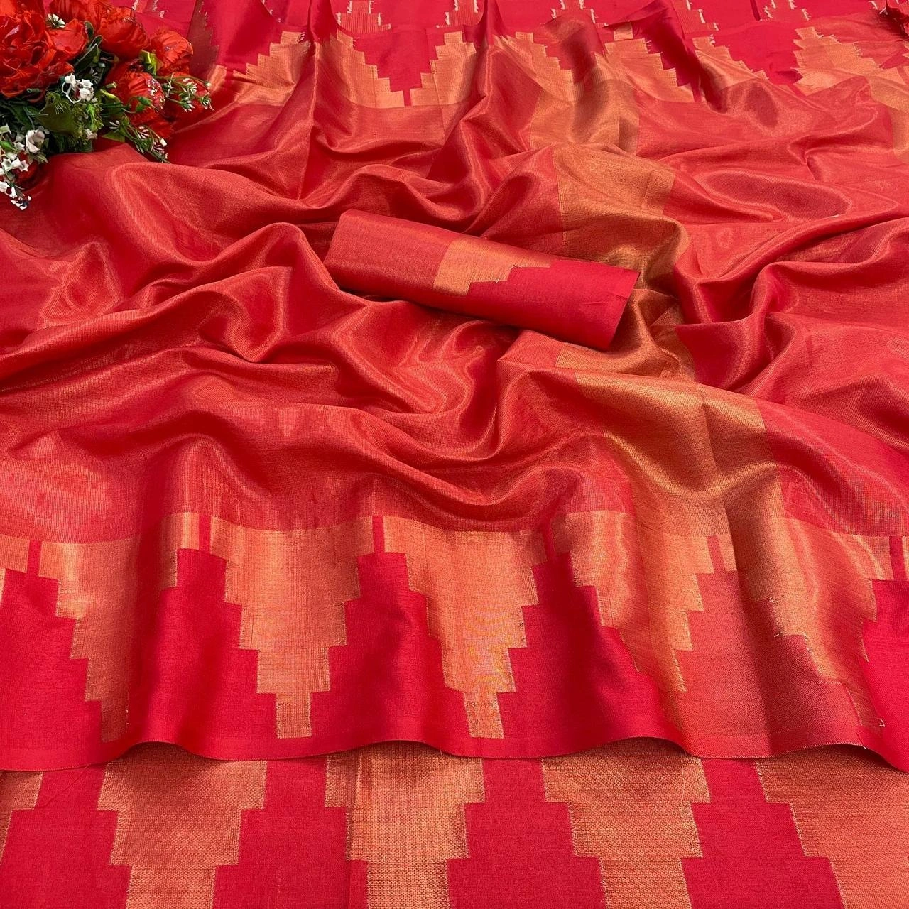 Soft Kanchivaram Silk Saree with Pure Copper Zari and Beautiful Weaving-Red-1