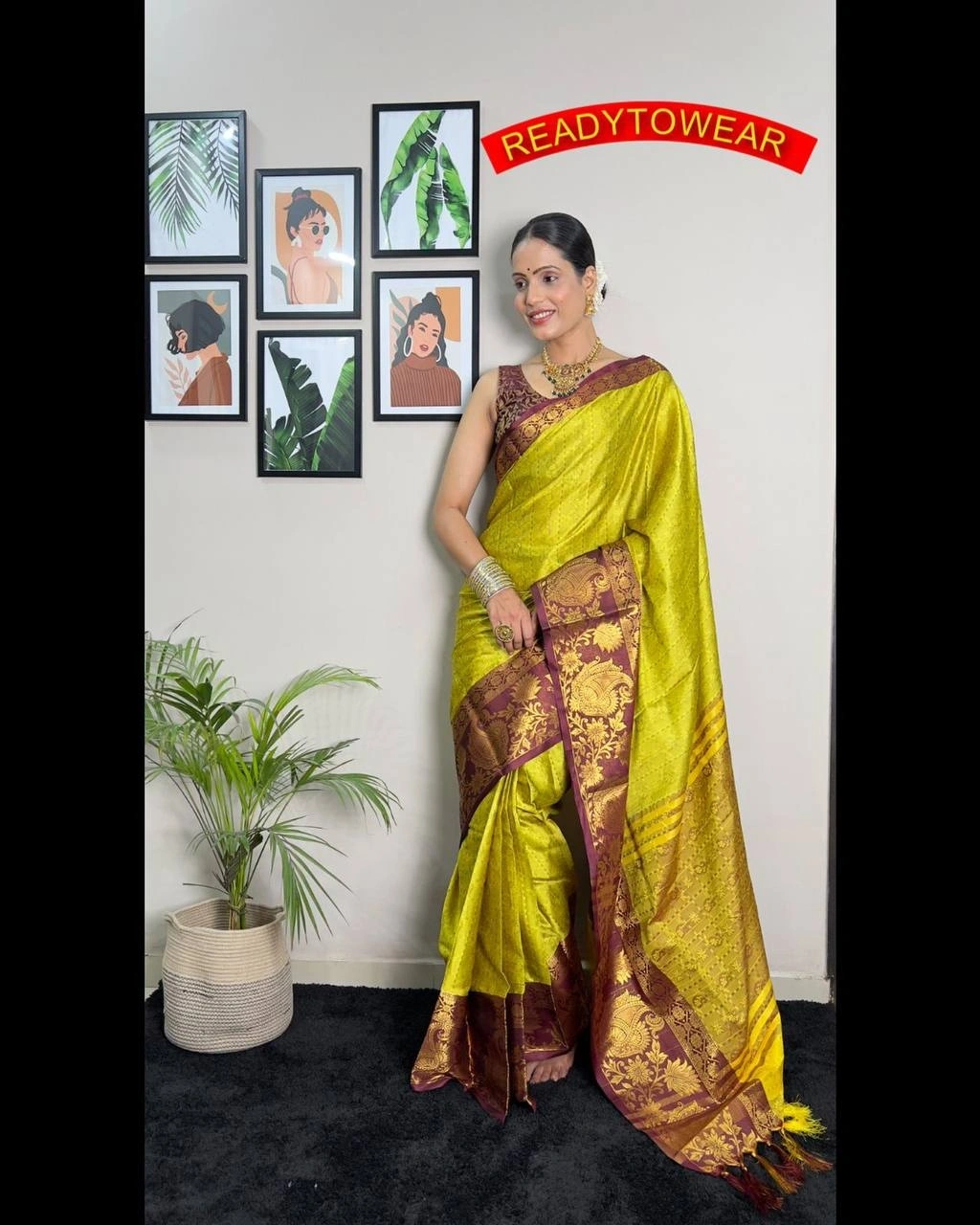 Copper Silk Saree Set with Contrast Blouse and Pallu-Pista-1