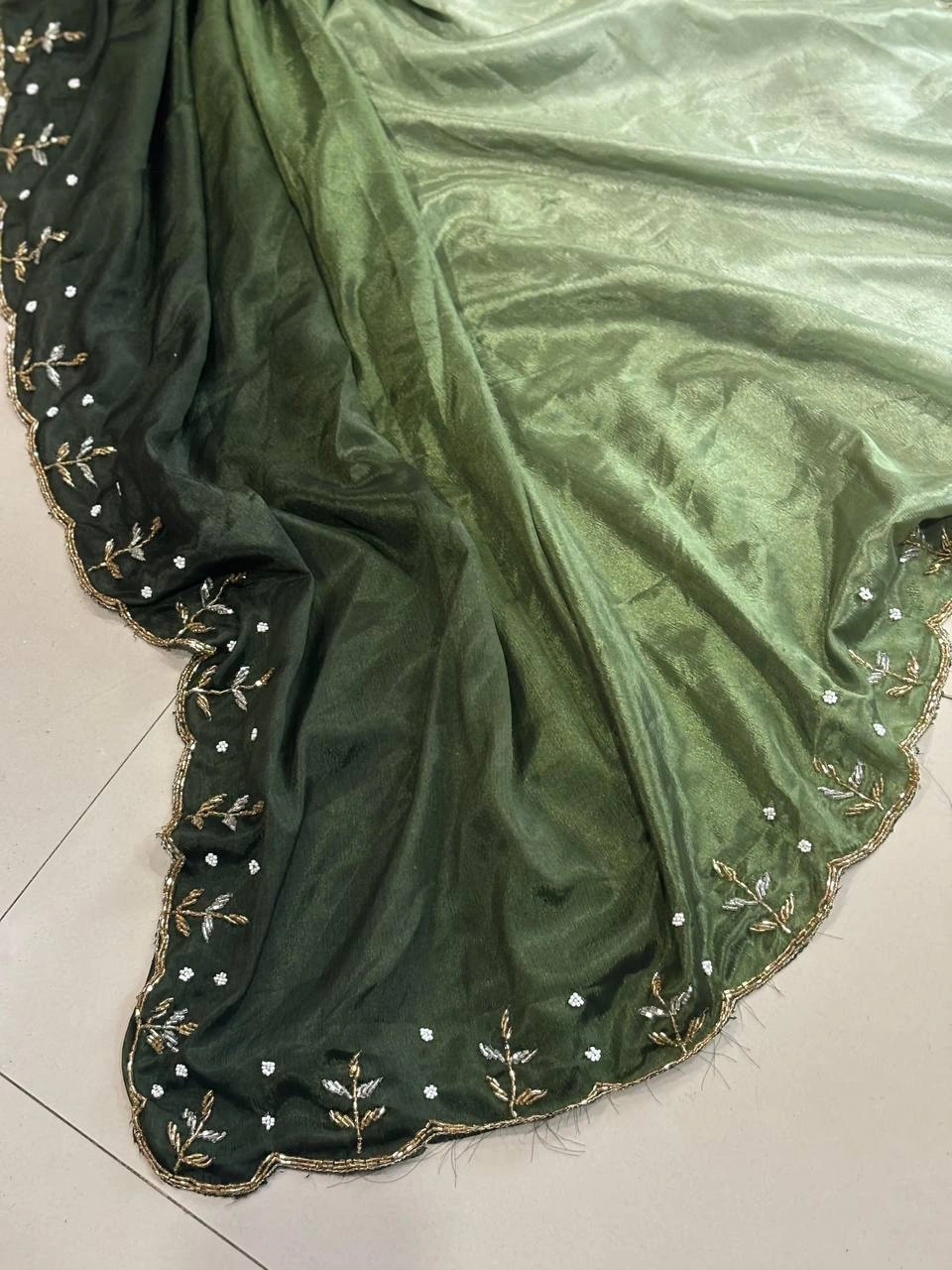 Chinon Peding Rich Cutt Dana Handwork Border Saree with Banglory Silk Blouse-Green-2