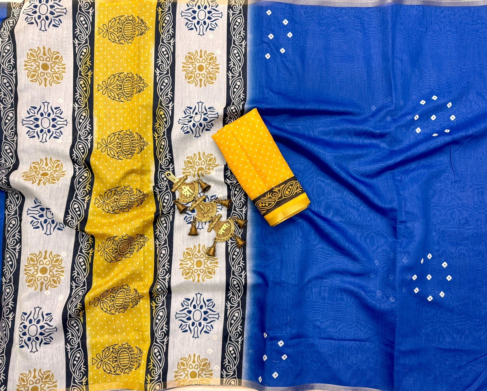 Breezy Bandhini Cotton Saree with Zari Border &amp; Contrast Pallu-Blue-1