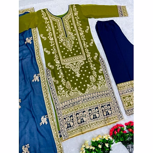 Designer Green Pakistani Suit: Elegant, Heavy Georgette with Sequin and Stone Work