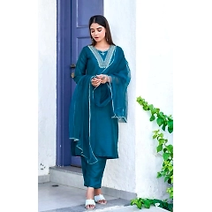 Stylish Cotton Blend Kurta Set with Embroidery and Soft Net Dupatta