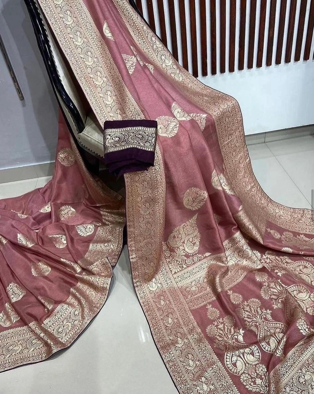 Gold Zari Woven Banarasi Dola Silk Saree: Perfect for Festivals and Weddings!-ANT-53-Peach