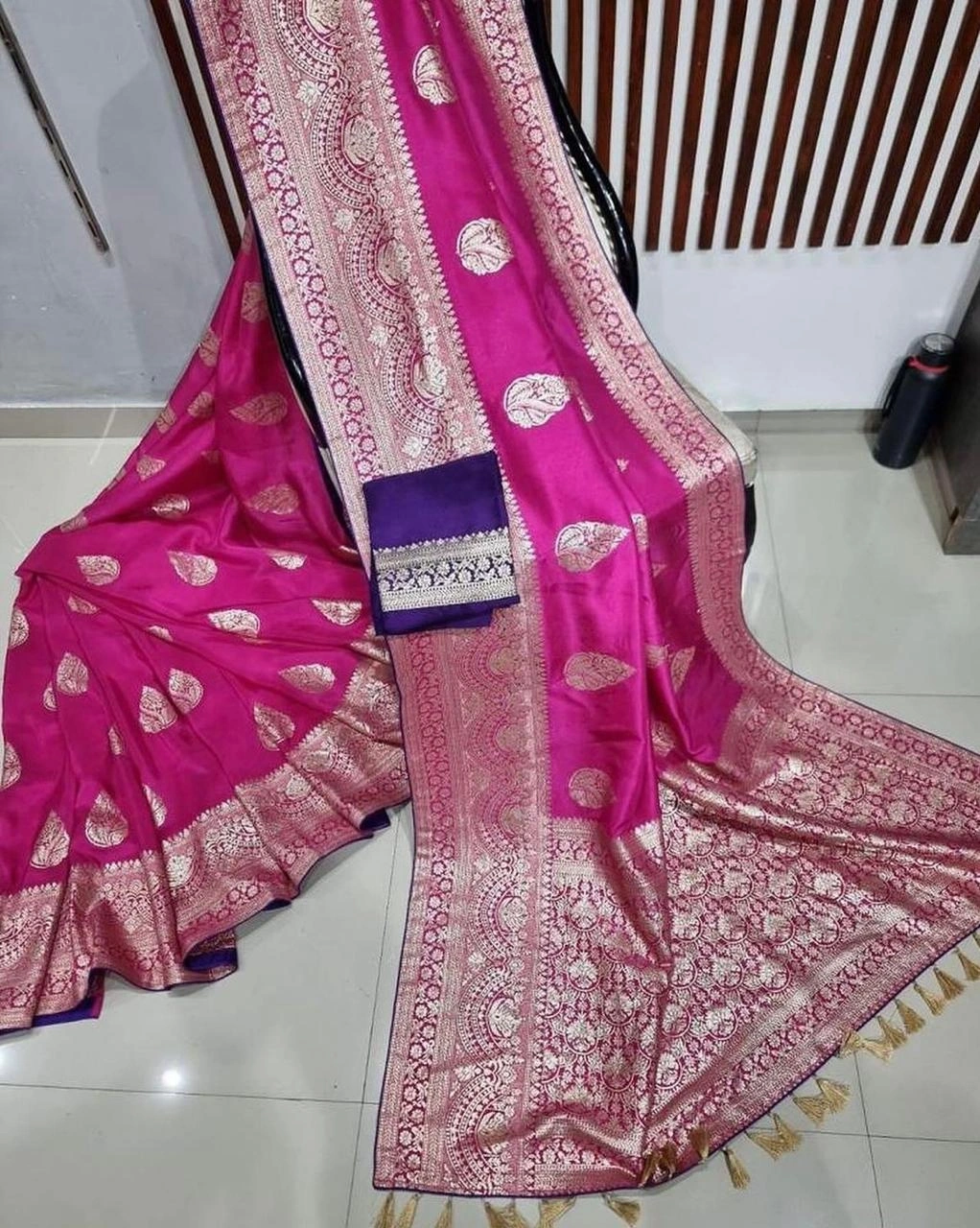 Gold Zari Woven Banarasi Dola Silk Saree: Perfect for Festivals and Weddings!-ANT-53-Pink