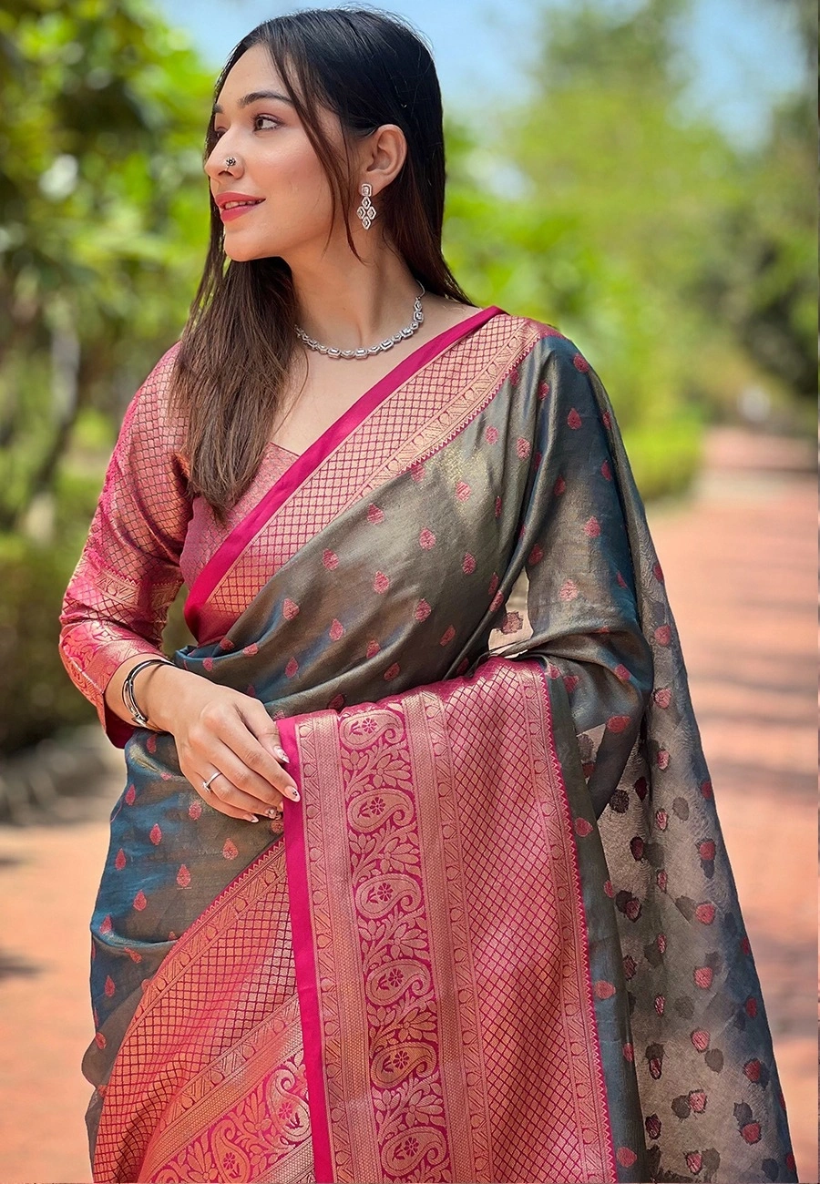 Zari Woven Kanchipuram Silk Saree with Brocade Blouse-Grey-1