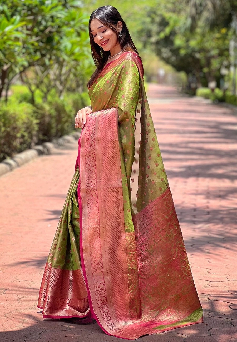 Zari Woven Kanchipuram Silk Saree with Brocade Blouse-Mehendi-1