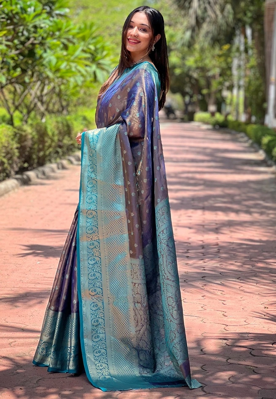 Zari Woven Kanchipuram Silk Saree with Brocade Blouse-Blue-2