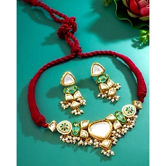 Kundan and Pearl Festive Jewelry Set - Freesize