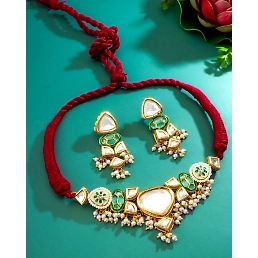 Kundan and Pearl Festive Jewelry Set - Freesize