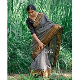 Banarasi Silk Saree: Intricate Weaving, Brocade &amp; Gold Zari Work