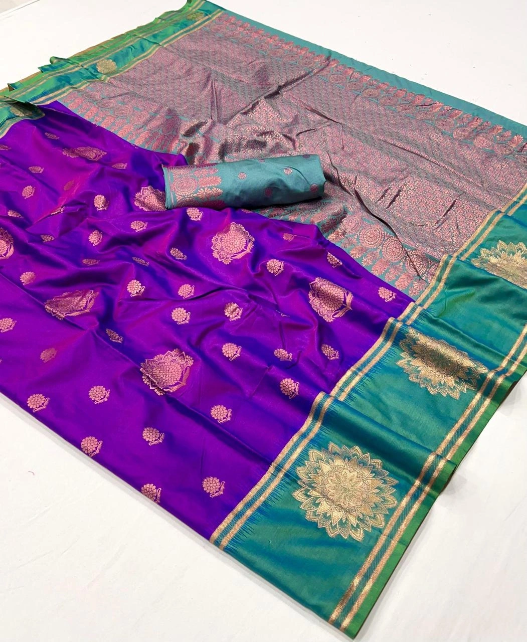 Handloom Silk Saree with Striking Contrast Detailing-Purple-1